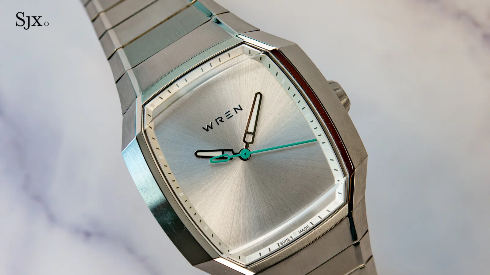 Doppelte Facette im Profil. Aufnahme: Watchesbysjx.